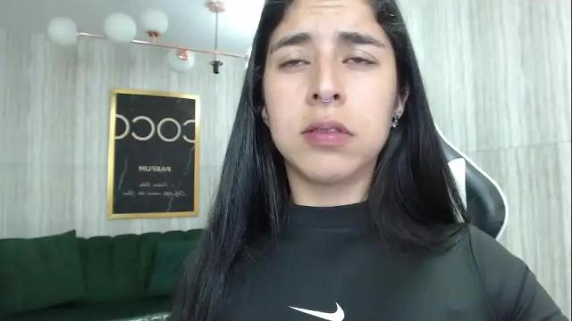 Image 12 of bela_t_ Stream on Chaturbate on 4 months ago