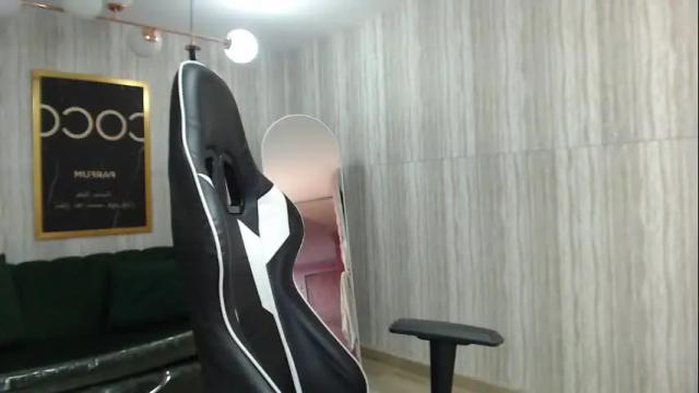 Image 2 of bela_t_ Stream on Chaturbate on 4 months ago