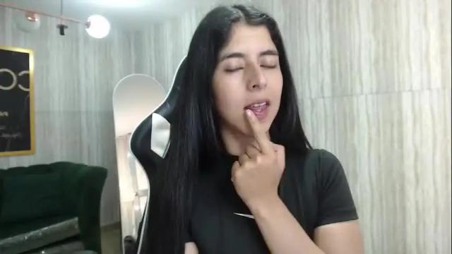 Image 6 of bela_t_ Stream on Chaturbate on 4 months ago