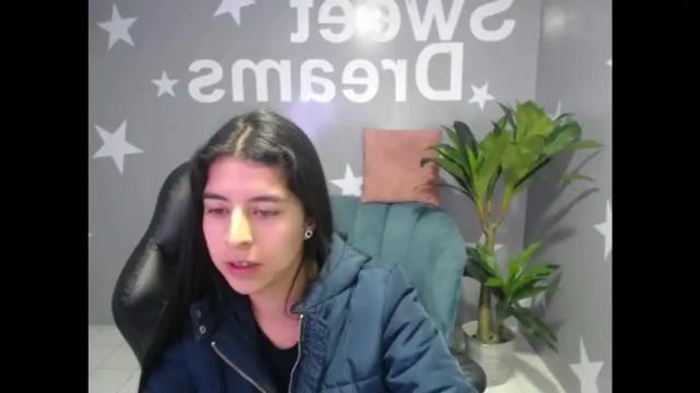 Image 2 of bela_t_ Stream on Chaturbate on 2 months ago