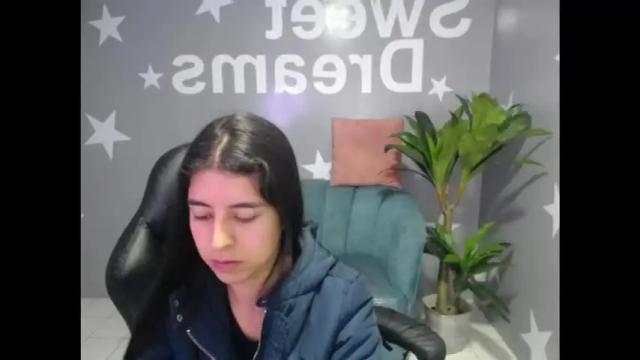 Image 4 of bela_t_ Stream on Chaturbate on 2 months ago