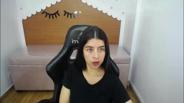 Image 2 of bela_t_ Stream on Chaturbate on 2 months ago