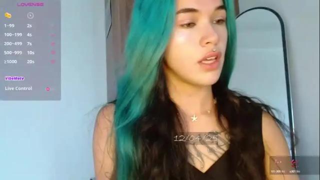 Image 2 of bell_art Stream on Chaturbate on 3 months ago