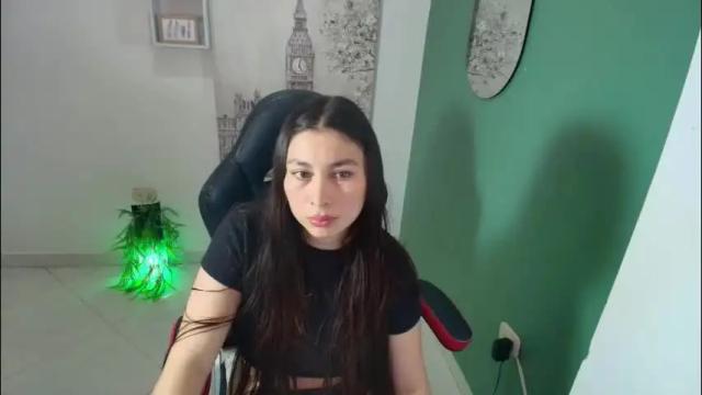 Image 12 of bella_99x Stream on Chaturbate on 3 months ago