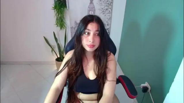 Image 10 of bella_99x Stream on Chaturbate on 1 month ago