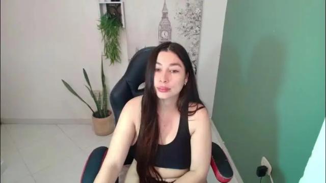 Image 2 of bella_99x Stream on Chaturbate on 1 month ago