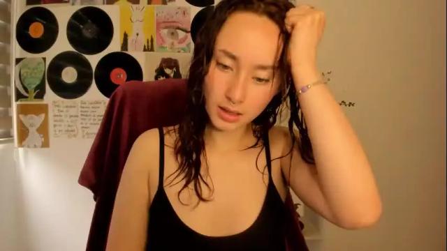 Image 4 of bella__w Stream on Chaturbate on 3 months ago