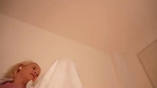 Image 10 of bella_adams_ Stream on Chaturbate on 1 month ago