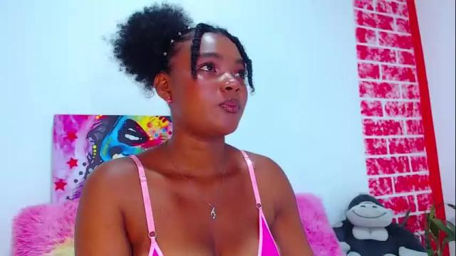 Image 3 of bella_adara1 Stream on Chaturbate on 2 months ago