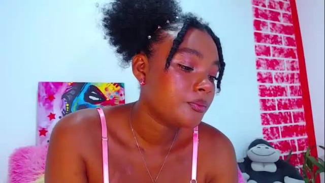 Image 4 of bella_adara1 Stream on Chaturbate on 2 months ago