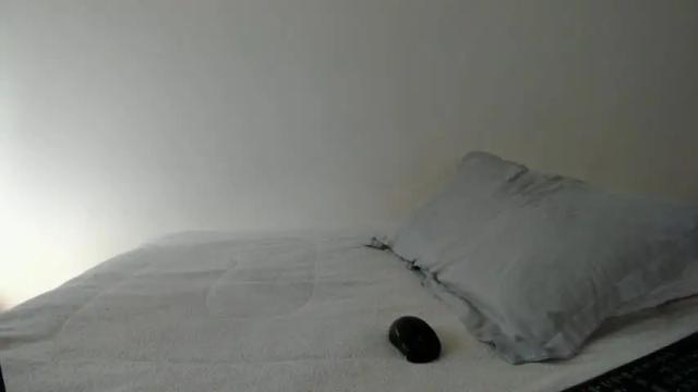 Image 4 of bella_ames Stream on Chaturbate on 22 months ago