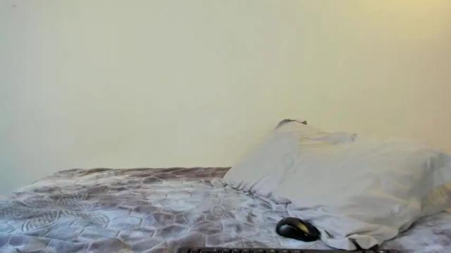 Image 4 of bella_ames Stream on Chaturbate on 21 months ago