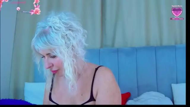 Image 12 of bella_barby Stream on Chaturbate on 1 month ago