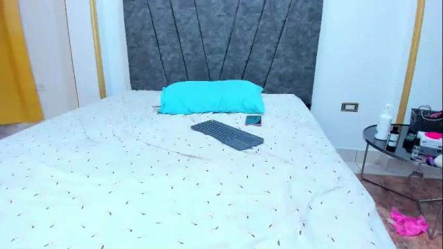 Image 10 of bella_bleak Stream on Chaturbate on 17 days ago