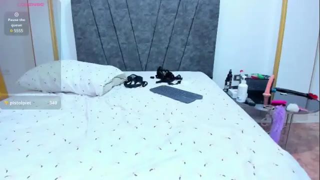 Image 10 of bella_bleak Stream on Chaturbate on 2 days ago