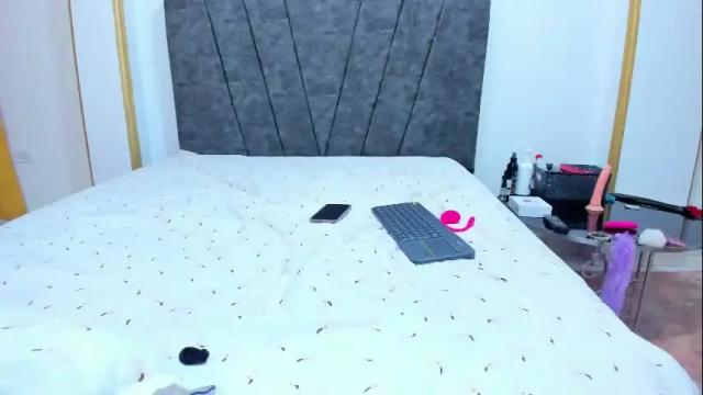 Image 3 of bella_bleak Stream on Chaturbate on 2 days ago