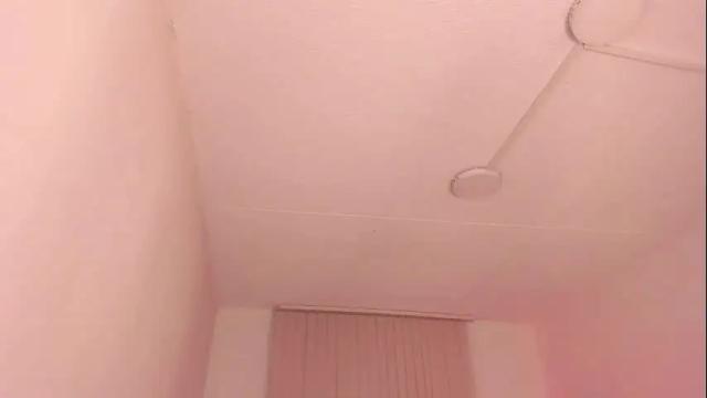 Image 8 of bella_blue18 Stream on Chaturbate on 1 month ago