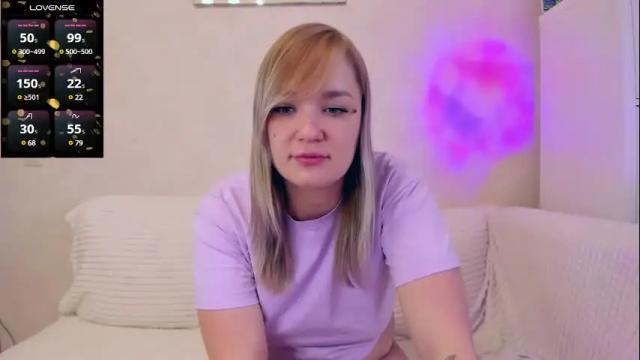 Image 7 of bella_cosmos Stream on Chaturbate on 1 month ago
