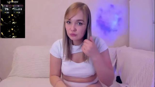 Image 10 of bella_cosmos Stream on Chaturbate on 1 month ago