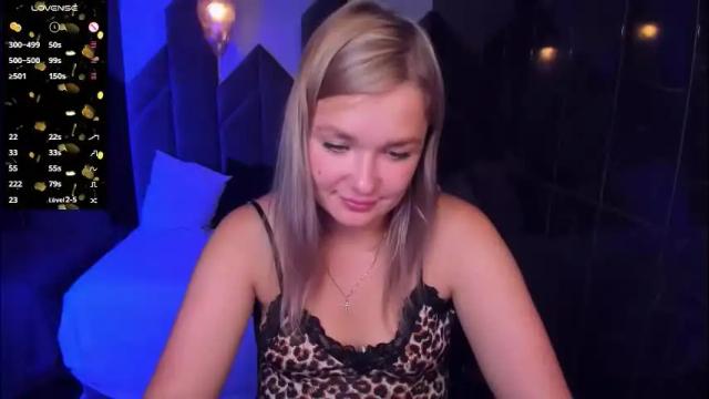 Image 10 of bella_cosmos Stream on Chaturbate on 2 months ago