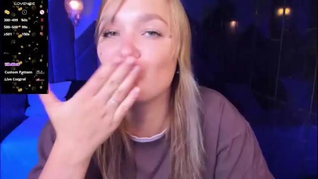 Image 8 of bella_cosmos Stream on Chaturbate on 2 months ago