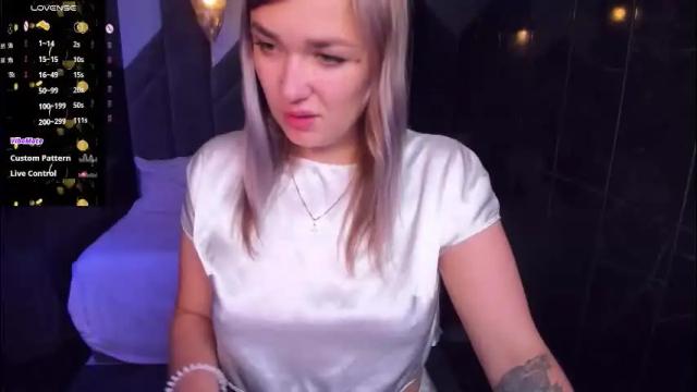 Image 11 of bella_cosmos Stream on Chaturbate on 2 months ago