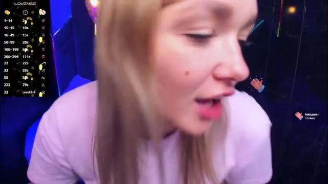 Image 7 of bella_cosmos Stream on Chaturbate on 2 months ago