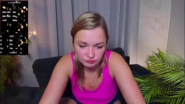 Image 8 of bella_cosmos Stream on Chaturbate on 1 month ago