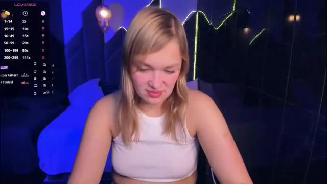 Image 10 of bella_cosmos Stream on Chaturbate on 1 month ago