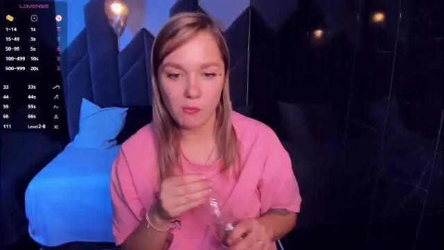 Image 10 of bella_cosmos Stream on Chaturbate on 1 month ago