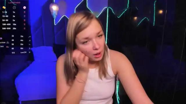 Thumbnail 1, bella_cosmos's Stream at Chaturbate, 1 month ago