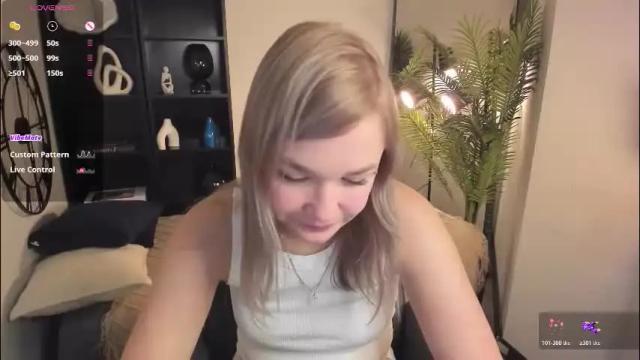 Image 10 of bella_cosmos Stream on Chaturbate on 9 days ago