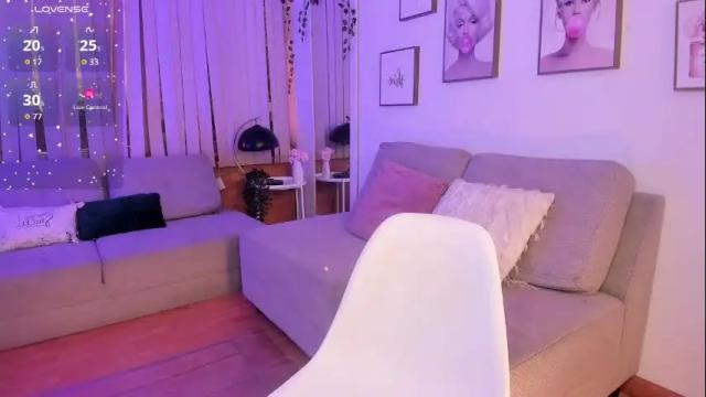 Image 2 of bella_es Stream on Chaturbate on 29 days ago