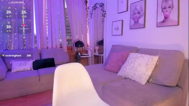 Image 2 of bella_es Stream on Chaturbate on 27 days ago