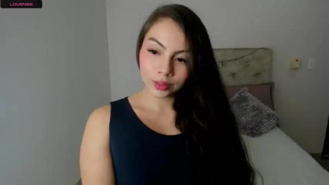 Image 6 of bella_evans_01 Stream on Chaturbate on 15 months ago