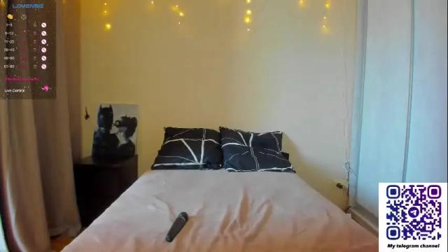Image 8 of bella_foryou Stream on Chaturbate on 12 days ago