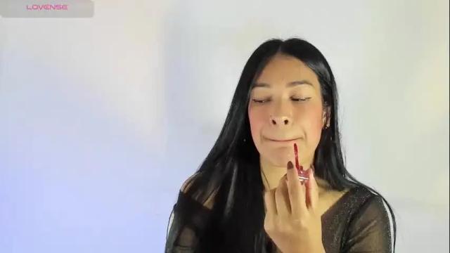Image 11 of bella_hadid1_ Stream on Chaturbate on 1 month ago