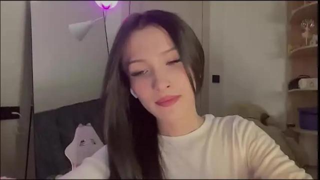 Image 6 of bella_hayes Stream on Chaturbate on 2 months ago