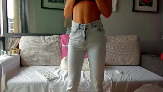 Image 2 of bella_hot77 Stream on Chaturbate on 25 days ago