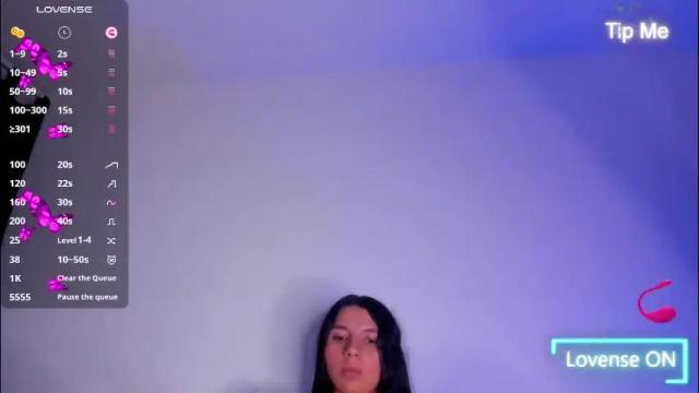 Image 11 of bella_jone Stream on Chaturbate on 1 month ago