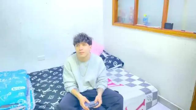 Image 2 of bella_kim29 Stream on Chaturbate on 21 months ago