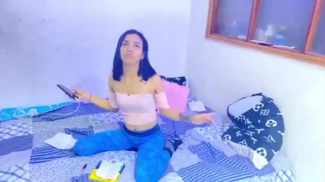 Image 10 of bella_kim29 Stream on Chaturbate on 21 months ago