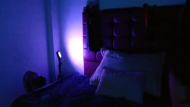 Image 6 of bella_lr Stream on Chaturbate on 14 months ago