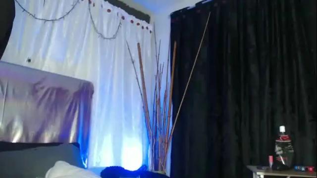 Image 2 of bella_lr Stream on Chaturbate on 1 month ago