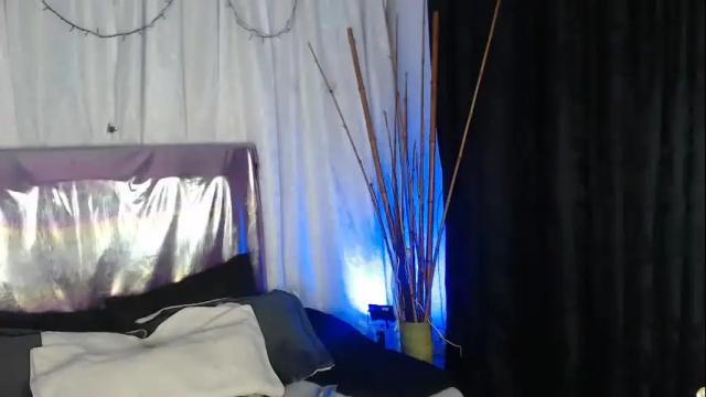 Image 12 of bella_lr Stream on Chaturbate on 1 month ago