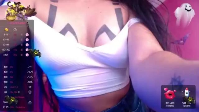 Image 2 of bella_mia05 Stream on Chaturbate on 15 months ago