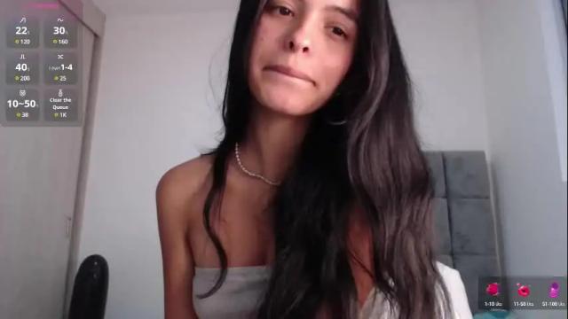 Image 4 of bella_musee Stream on Chaturbate on 1 month ago