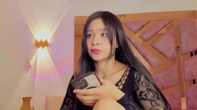 Thumbnail 1, bella_pari's Stream at Chaturbate, 18 months ago