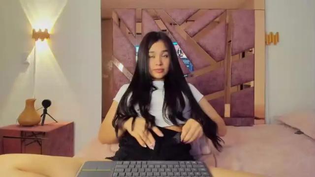 Thumbnail 2, bella_pari's Stream at Chaturbate, 17 months ago