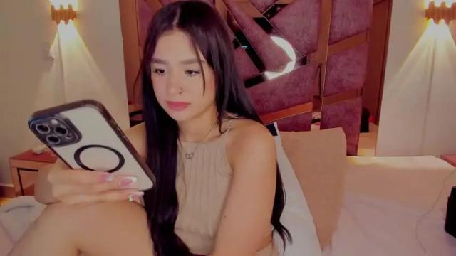 Thumbnail 2, bella_pari's Stream at Chaturbate, 17 months ago